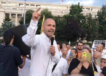 „PUTINIȘTII” DE CRAIOVA (III) – „Mentorii” Mișcării Suveraniste. Liderul Dan Chitic, „vedeta” SPUTNIK