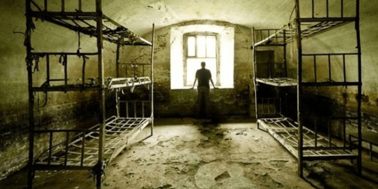 14 MAI – Ziua Națională de Cinstire a Martirilor din Temnițele comuniste. Cum o mai duc popii turnători Zamfir și Isvoranu?