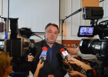 „Magna cum laude” și doi foști: Gârboni de la Timișoara și Zamfir de la Craiova