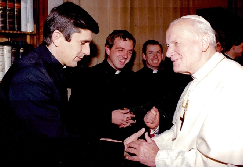 Părintele Wilhelm Dancă și Sfântul Papa Ioan Paul al II-lea