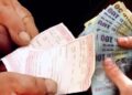 De la 1 octombrie, pensionarii rămân cu mai mulți bani în buzunar, valoarea tichetului de masă crește și se extinde plafonarea RCA