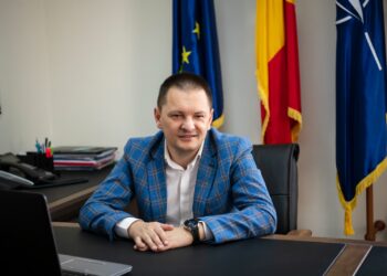 Sărbători fericite și un nou an sub semnul reușitei!